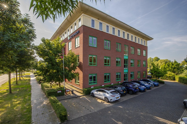 KantoorruimteaanMercurion 24<br/> inZevenaar KantoorruimteaanMercurion 24<br/> inZevenaar