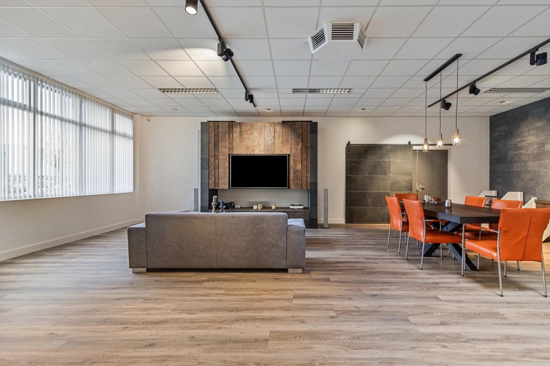 BedrijfsruimteaanZanddonkweg 6<br/> inWaalwijk BedrijfsruimteaanZanddonkweg 6<br/> inWaalwijk