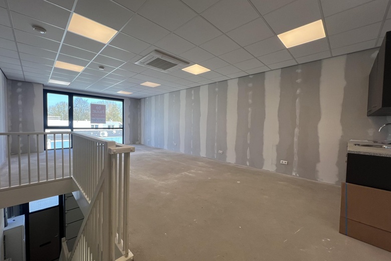 BedrijfsruimteaanHoutkopersstraat 6 E<br/> inZwijndrecht BedrijfsruimteaanHoutkopersstraat 6 E<br/> inZwijndrecht
