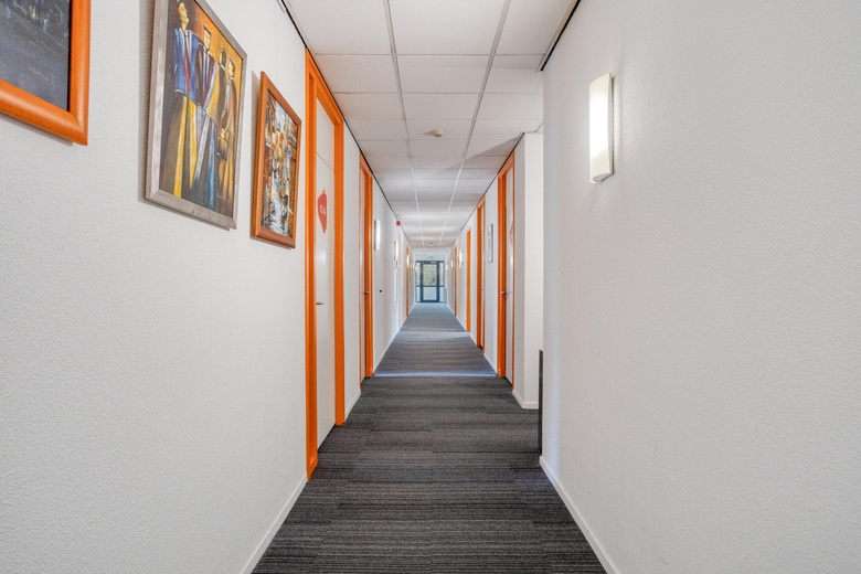 KantoorruimteaanBiesbosweg 4<br/> inWaalwijk KantoorruimteaanBiesbosweg 4<br/> inWaalwijk
