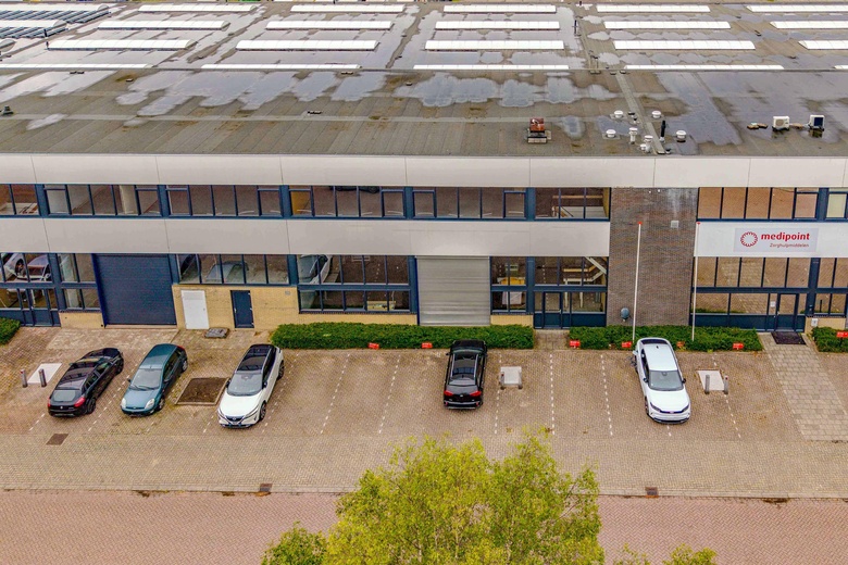 BedrijfsruimteaanPampuslaan 89<br/> inWeesp