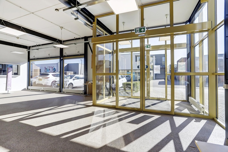 BedrijfsruimteaanAmbachtsstraat 75<br/> inWinterswijk BedrijfsruimteaanAmbachtsstraat 75<br/> inWinterswijk