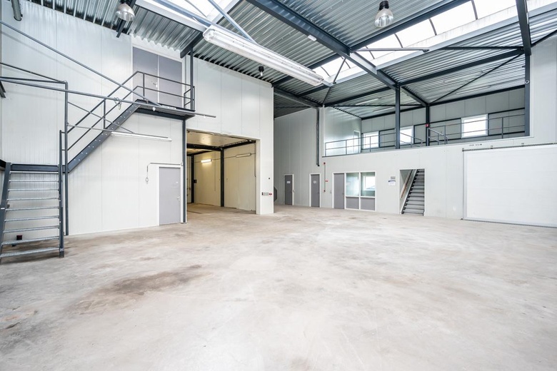 BedrijfsruimteaanBoezemweg 15<br/> inOude-Tonge