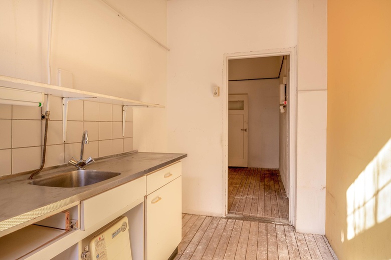 WinkelruimteaanNieuwe Binnenweg 62<br/> inRotterdam WinkelruimteaanNieuwe Binnenweg 62<br/> inRotterdam