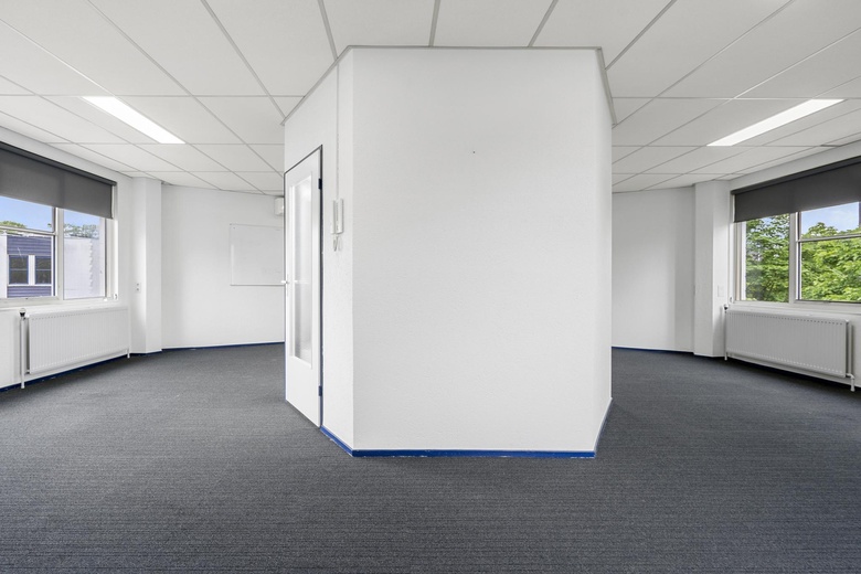 KantoorruimteaanVendelier 35 - 37<br/> inVeenendaal KantoorruimteaanVendelier 35 - 37<br/> inVeenendaal