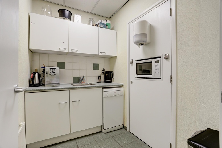 KantoorruimteaanLemelerberg 29<br/> inAlphen aan den Rijn