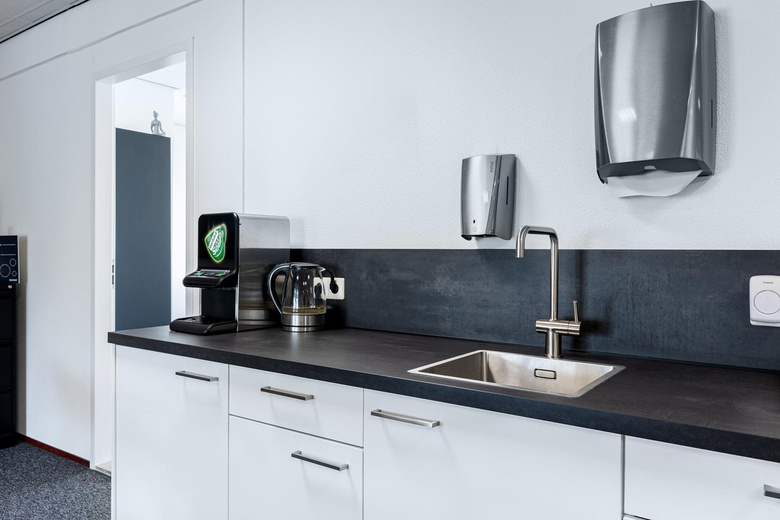 Bedrijfsruimteaande Maas 25 - 27<br/> inBest