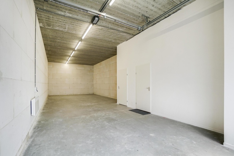 BedrijfsruimteaanMiddelblok 136 d<br/> inGouderak