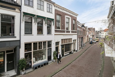 Bekijk foto 2 van Spittaalstraat 9 Bekijk foto 2 van Spittaalstraat 9