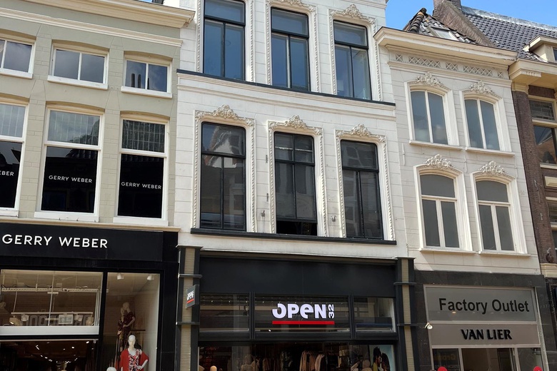Bekijk foto 1 van Herestraat 33 Bekijk foto 1 van Herestraat 33