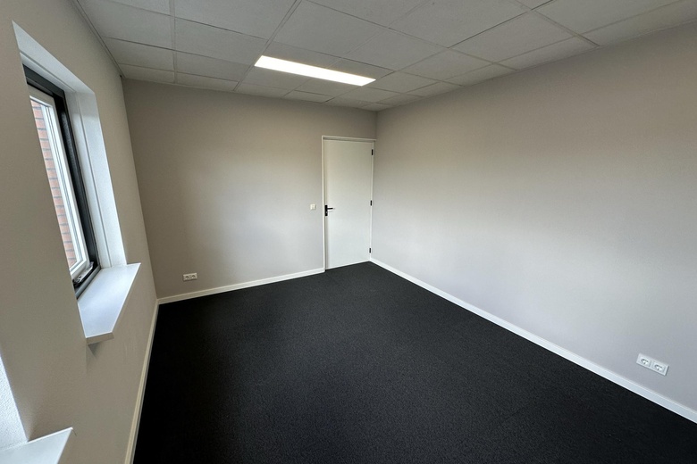 KantoorruimteaanSaturnusweg 10<br/> inBrummen