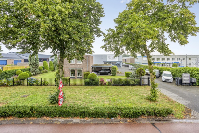 BedrijfsruimteaanFriezenweg 20<br/> inOss BedrijfsruimteaanFriezenweg 20<br/> inOss