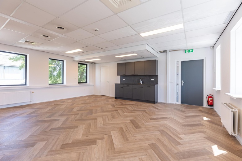KantoorruimteaanAalsmeerderweg 604 - 610<br/> inRozenburg KantoorruimteaanAalsmeerderweg 604 - 610<br/> inRozenburg