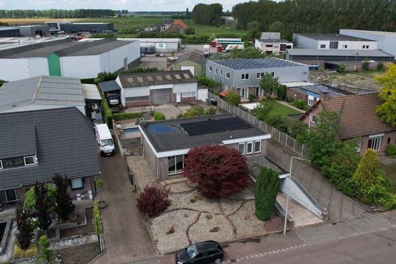 BedrijfsruimteaanGibsonstraat 6<br/> inSteenbergen BedrijfsruimteaanGibsonstraat 6<br/> inSteenbergen