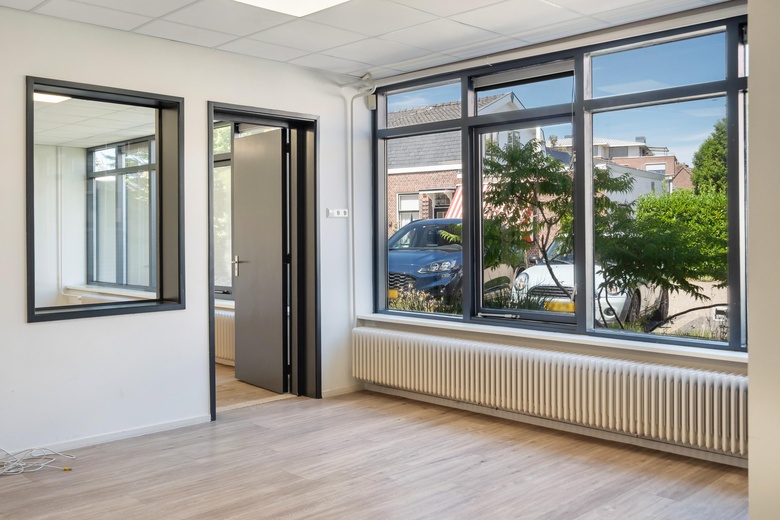 BedrijfsruimteaanMariastraat 44<br/> inHillegom BedrijfsruimteaanMariastraat 44<br/> inHillegom