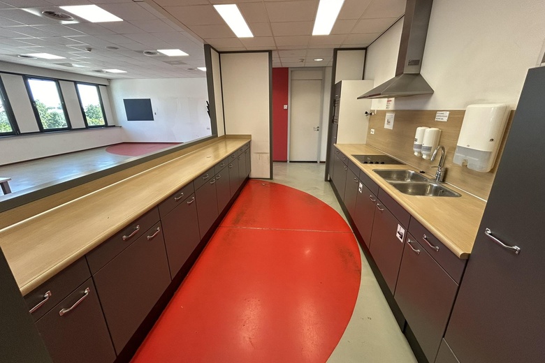 KantoorruimteaanVenus 116<br/> inHonselersdijk