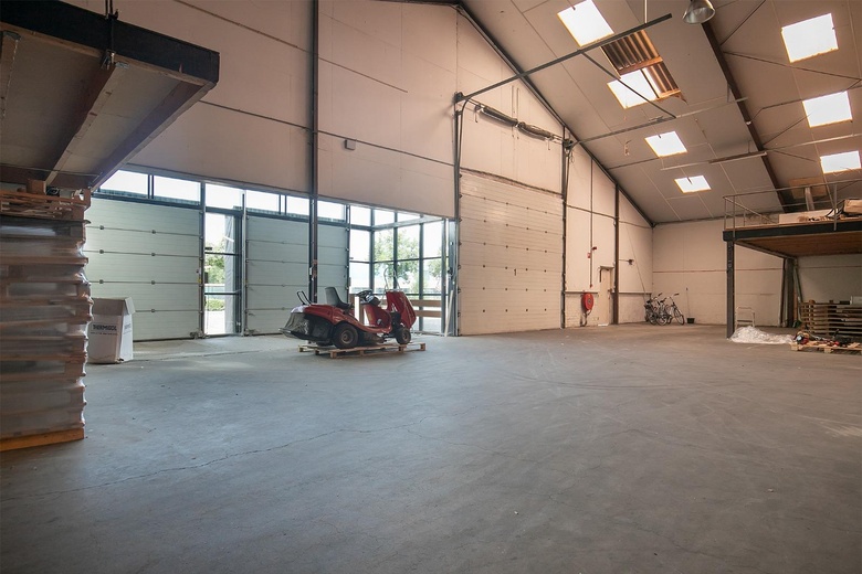 BedrijfsruimteaanBeekerheide 10<br/> inBeek en Donk BedrijfsruimteaanBeekerheide 10<br/> inBeek en Donk