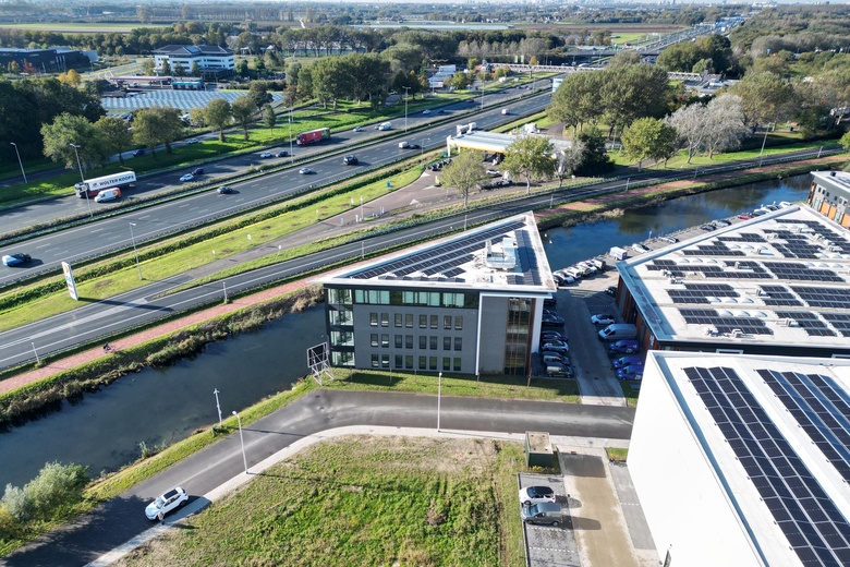 KantoorruimteaanKringloopweg 16<br/> inHendrik-Ido-Ambacht