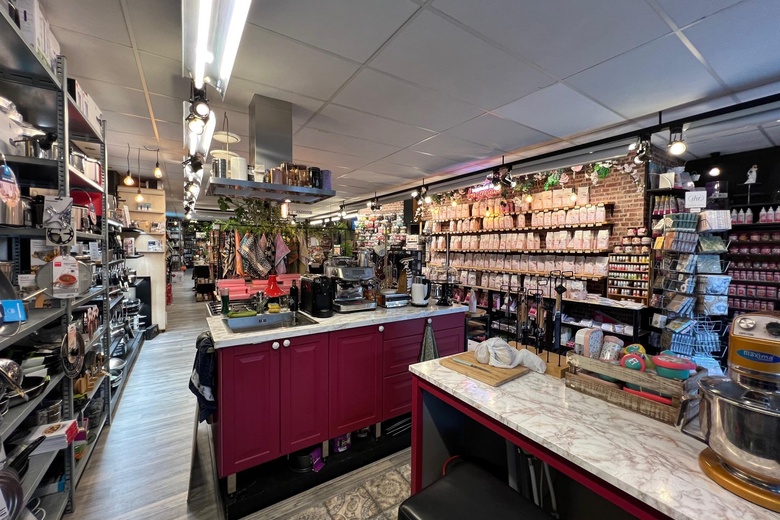 WinkelruimteaanBurgemeester Winklerplein 20<br/> inSliedrecht