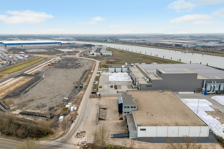 BedrijfsruimteaanPanovenweg 10<br/> inTiel