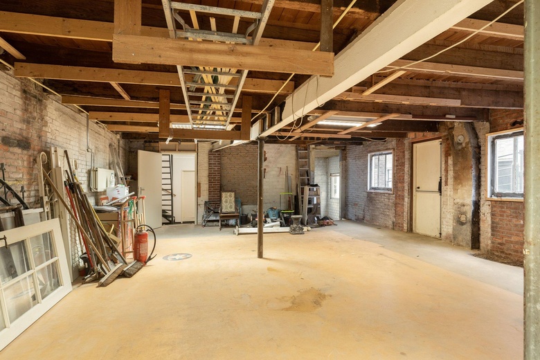 BedrijfsruimteaanZuiddijk 103<br/> inZaandam