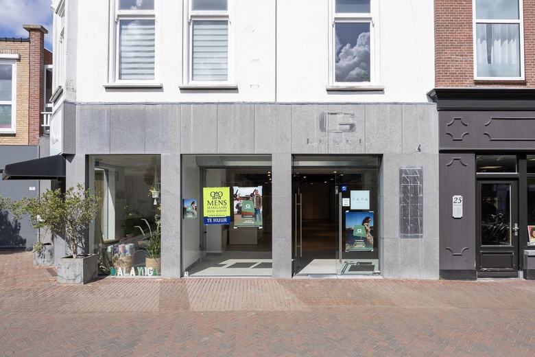 Bekijk foto 1 van Kanaalstraat 23 Bekijk foto 1 van Kanaalstraat 23
