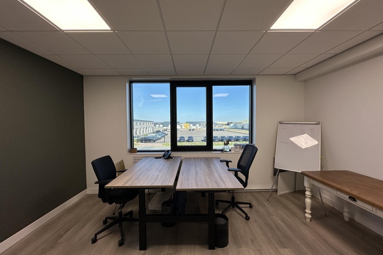 BedrijfsruimteaanVerre weide 9<br/> inVeen BedrijfsruimteaanVerre weide 9<br/> inVeen