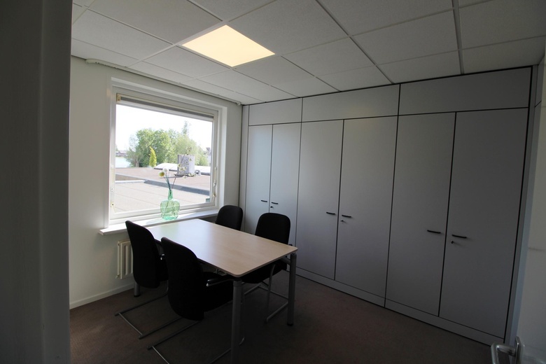 KantoorruimteaanTolstraat 28<br/> inMeerkerk KantoorruimteaanTolstraat 28<br/> inMeerkerk