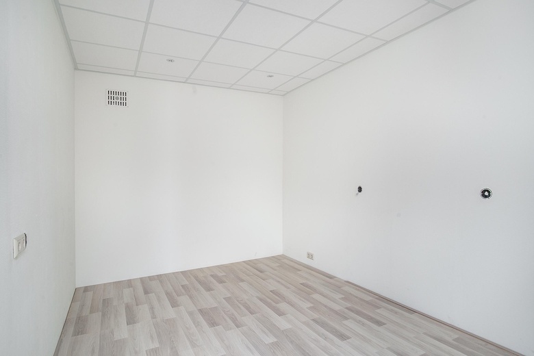 BedrijfsruimteaanStormpolderdijk 2 a<br/> inKrimpen aan den IJssel