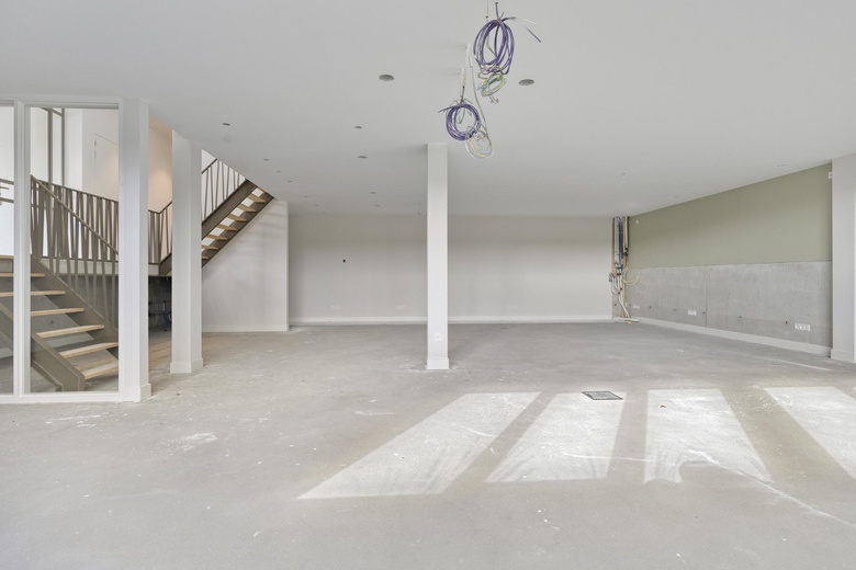BedrijfsruimteaanKreitenmolenstraat 198<br/> inUdenhout BedrijfsruimteaanKreitenmolenstraat 198<br/> inUdenhout