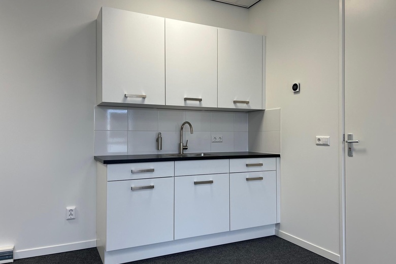 BedrijfsruimteaanLelystraat 60 h<br/> inSliedrecht