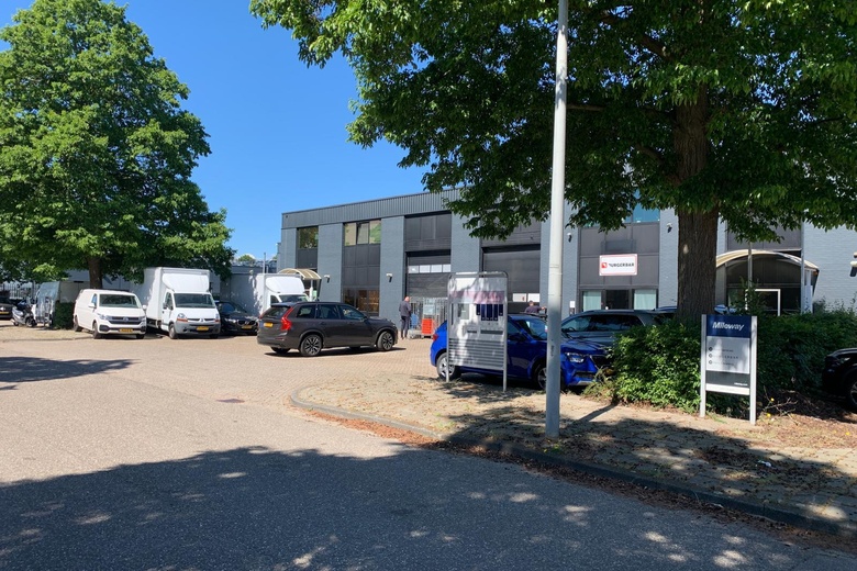 BedrijfsruimteaanLemelerbergweg 16<br/> inAmsterdam