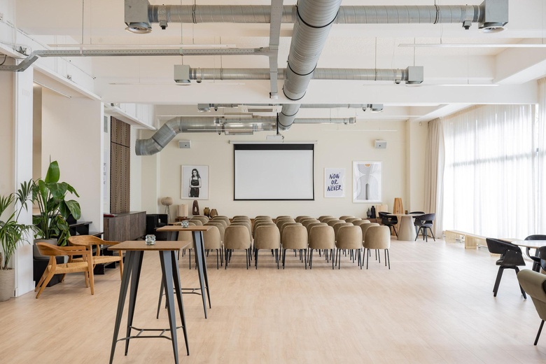 KantoorruimteaanSchipluidenlaan 4<br/> inAmsterdam