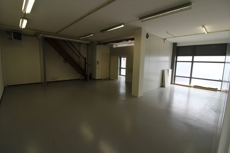 WinkelruimteaanBellstraat 2 D<br/> inVlaardingen