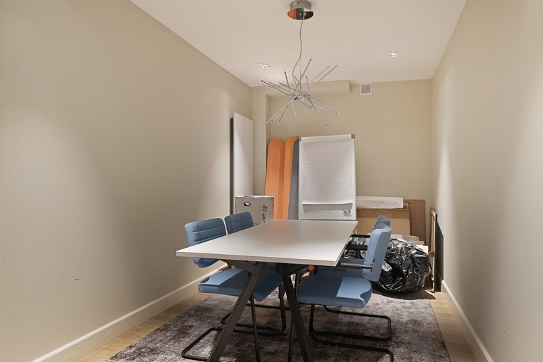 KantoorruimteaanStationsstraat 21<br/> inErmelo KantoorruimteaanStationsstraat 21<br/> inErmelo