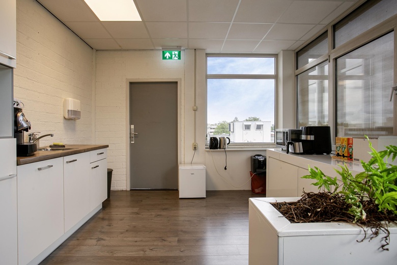 KantoorruimteaanSchinkelse Baan 1<br/> inCapelle aan den IJssel KantoorruimteaanSchinkelse Baan 1<br/> inCapelle aan den IJssel