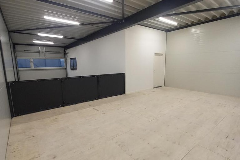 BedrijfsruimteaanRomeinenstraat 77<br/> inBeugen