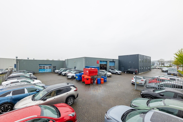 BedrijfsruimteaanBreukerweg 180<br/> inHeerlen BedrijfsruimteaanBreukerweg 180<br/> inHeerlen