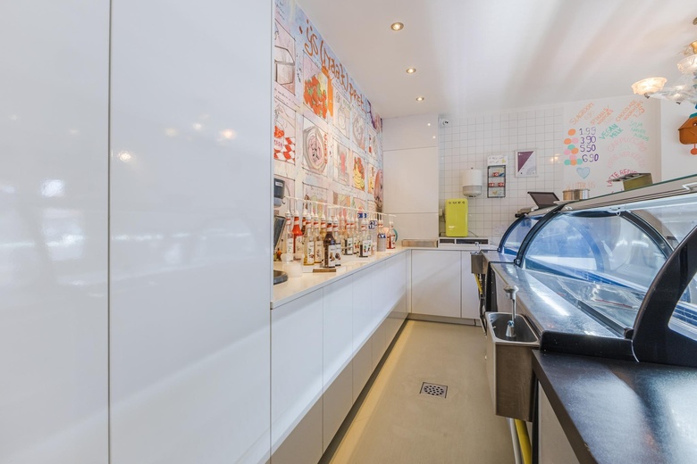 HorecaaanDennenlaan 65<br/> inZwanenburg