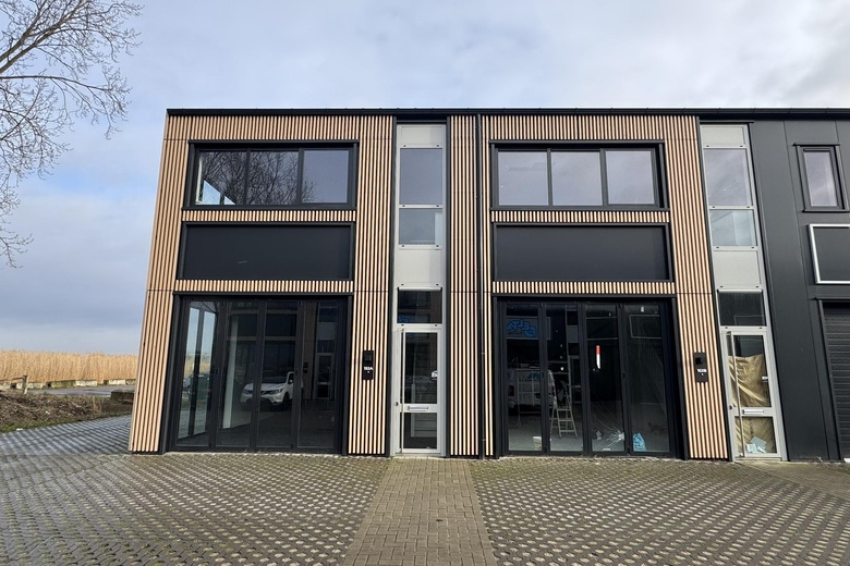 BedrijfsruimteaanRaasdorperweg 152 A<br/> inLijnden