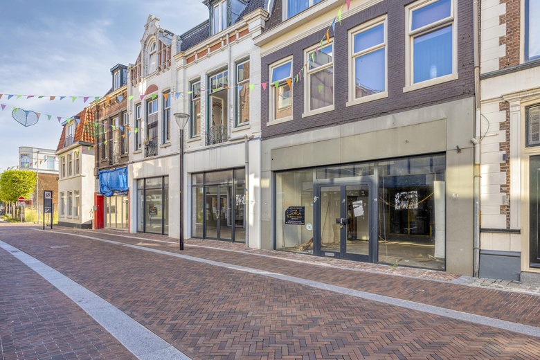 Bekijk foto 1 van Grotestraat 22 Bekijk foto 1 van Grotestraat 22