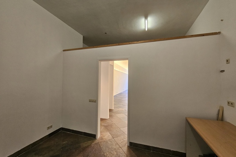 WinkelruimteaanNieuwe Rijn 33<br/> inLeiden