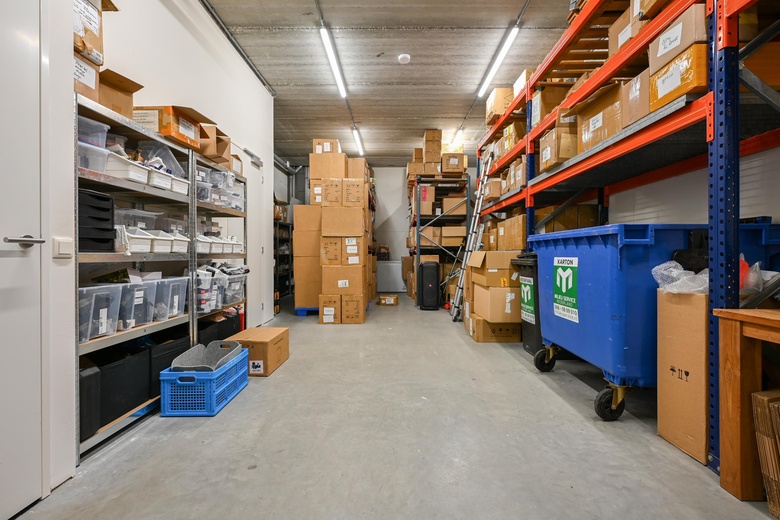 BedrijfsruimteaanHavenstraat 72 d<br/> inHuizen