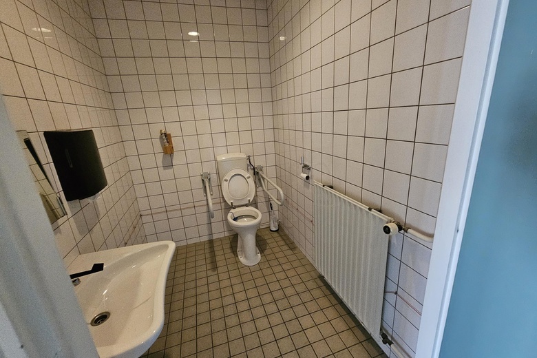 BedrijfsruimteaanNijverheidsstraat 16<br/> inEmmen