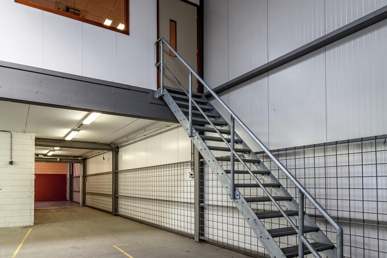 BedrijfsruimteaanNieuw-Zeelandweg 15 B<br/> inAmsterdam BedrijfsruimteaanNieuw-Zeelandweg 15 B<br/> inAmsterdam
