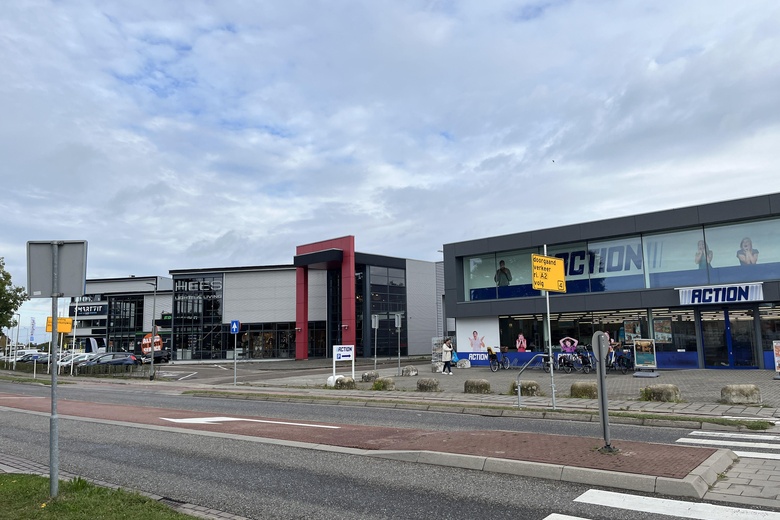 WinkelruimteaanZuiderpoort 66<br/> inEcht WinkelruimteaanZuiderpoort 66<br/> inEcht