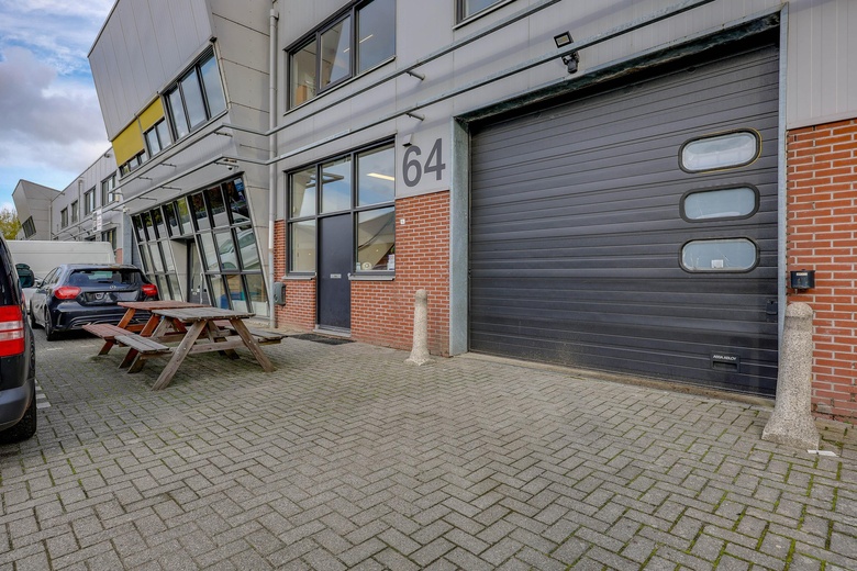 BedrijfsruimteaanAntennestraat 64<br/> inAlmere
