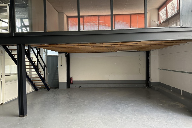 BedrijfsruimteaanNeutronstraat 7 7<br/> inGroningen BedrijfsruimteaanNeutronstraat 7 7<br/> inGroningen