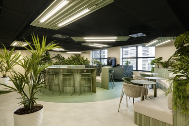 Bekijk foto 2 van Weena 335