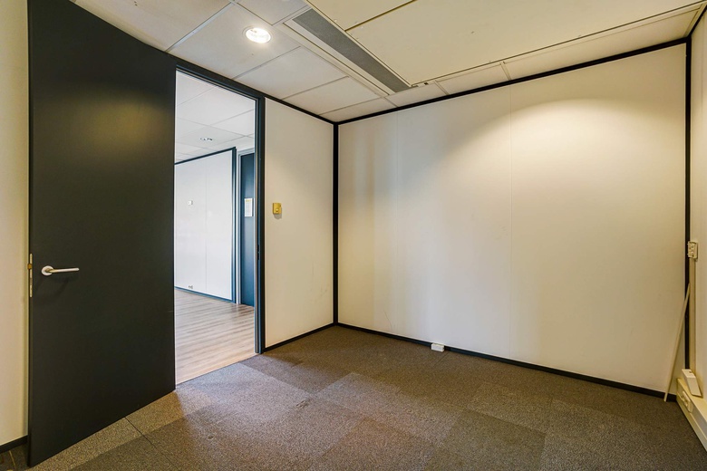 KantoorruimteaanFlemingweg 14<br/> inAlphen aan den Rijn KantoorruimteaanFlemingweg 14<br/> inAlphen aan den Rijn